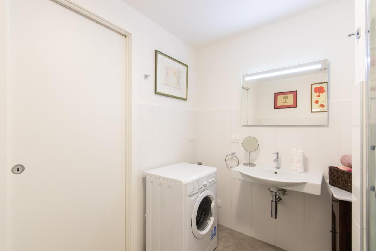 Charming Studio Near Piazza Castello By Wonderful Italy Turin Exterior photo